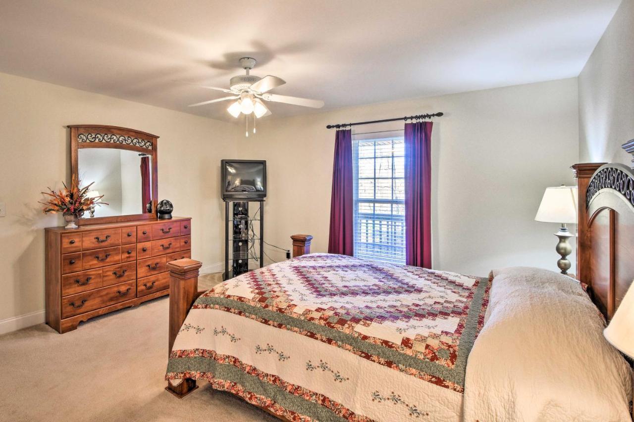 Blairsville Home With Deck And Stunning Mountain Views Hood Екстериор снимка