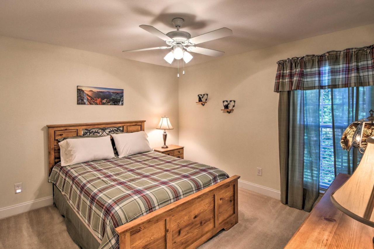 Blairsville Home With Deck And Stunning Mountain Views Hood Екстериор снимка
