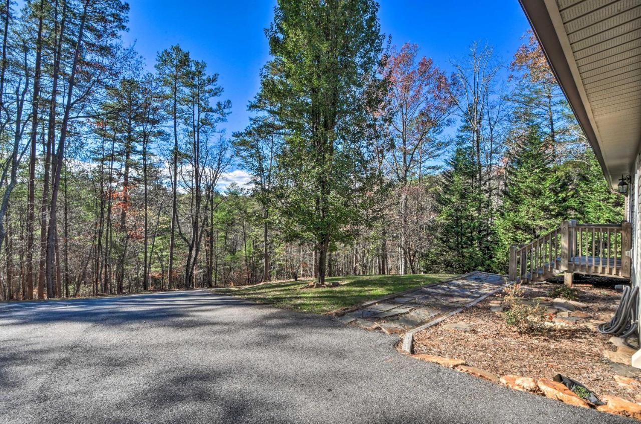 Blairsville Home With Deck And Stunning Mountain Views Hood Екстериор снимка