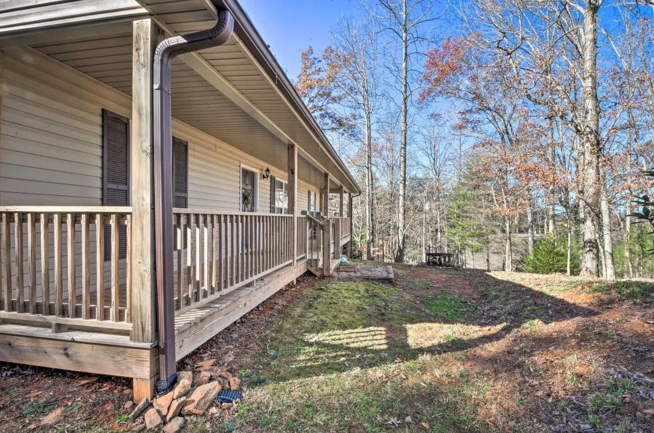 Blairsville Home With Deck And Stunning Mountain Views Hood Екстериор снимка