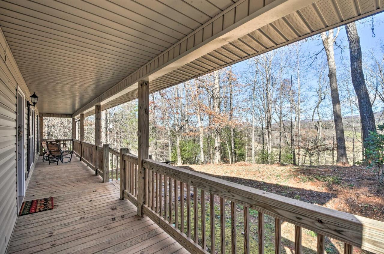 Blairsville Home With Deck And Stunning Mountain Views Hood Екстериор снимка